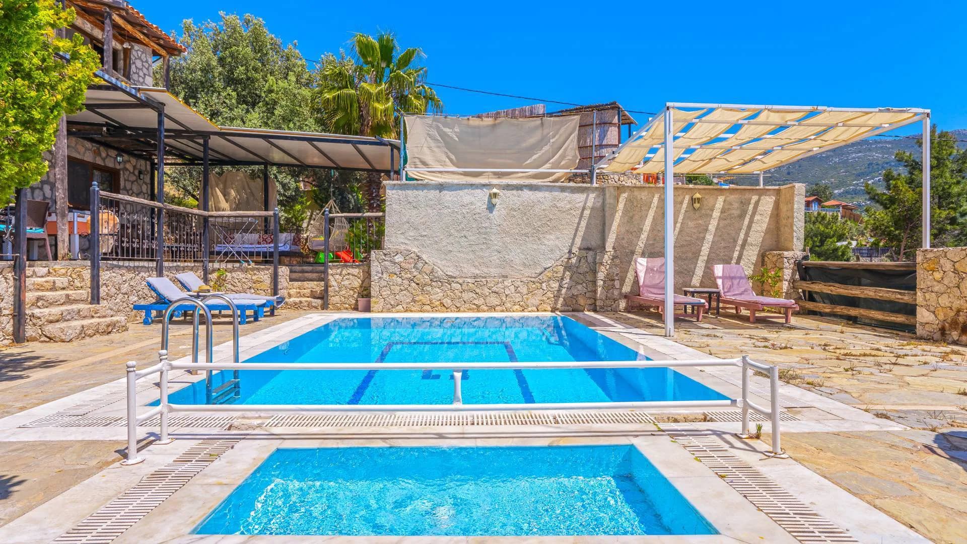 Kaş İslamlar'da Muhteşem Manzaralı, Özel Havuzlu, Jakuzili Villa görsel 2