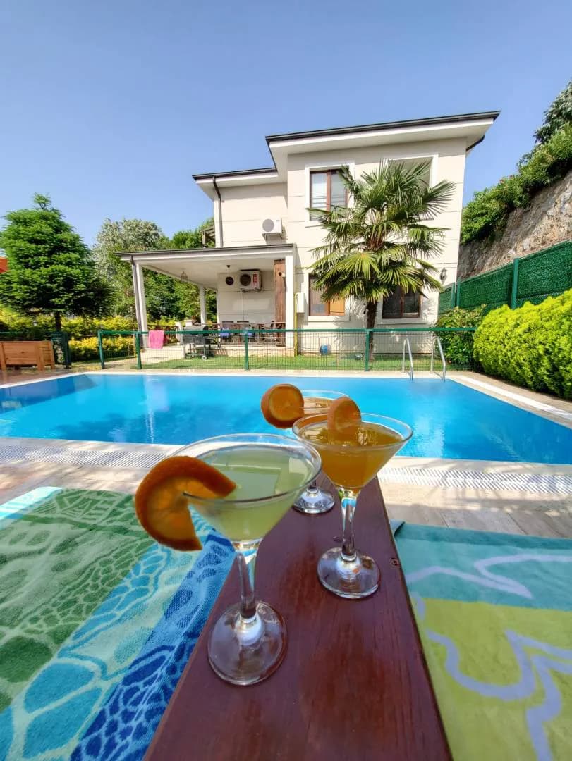 Sapanca Kırkpınar'da Kalabalık Ailelere Uygun, Özel Havuzlu, Kiralık Villa görsel 3