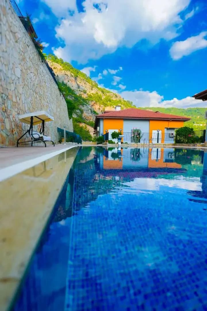 Alanya Bektaş'ta Tesis İçerisinde, Ortak Havuzlu, Konforlu Suite görsel 2