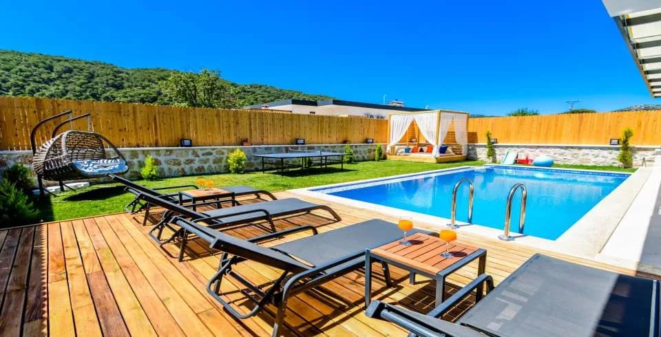 Kaş Sarıbelen'de Doğa İçerisinde, Özel Havuzlu, Kiralık Villa görsel 2
