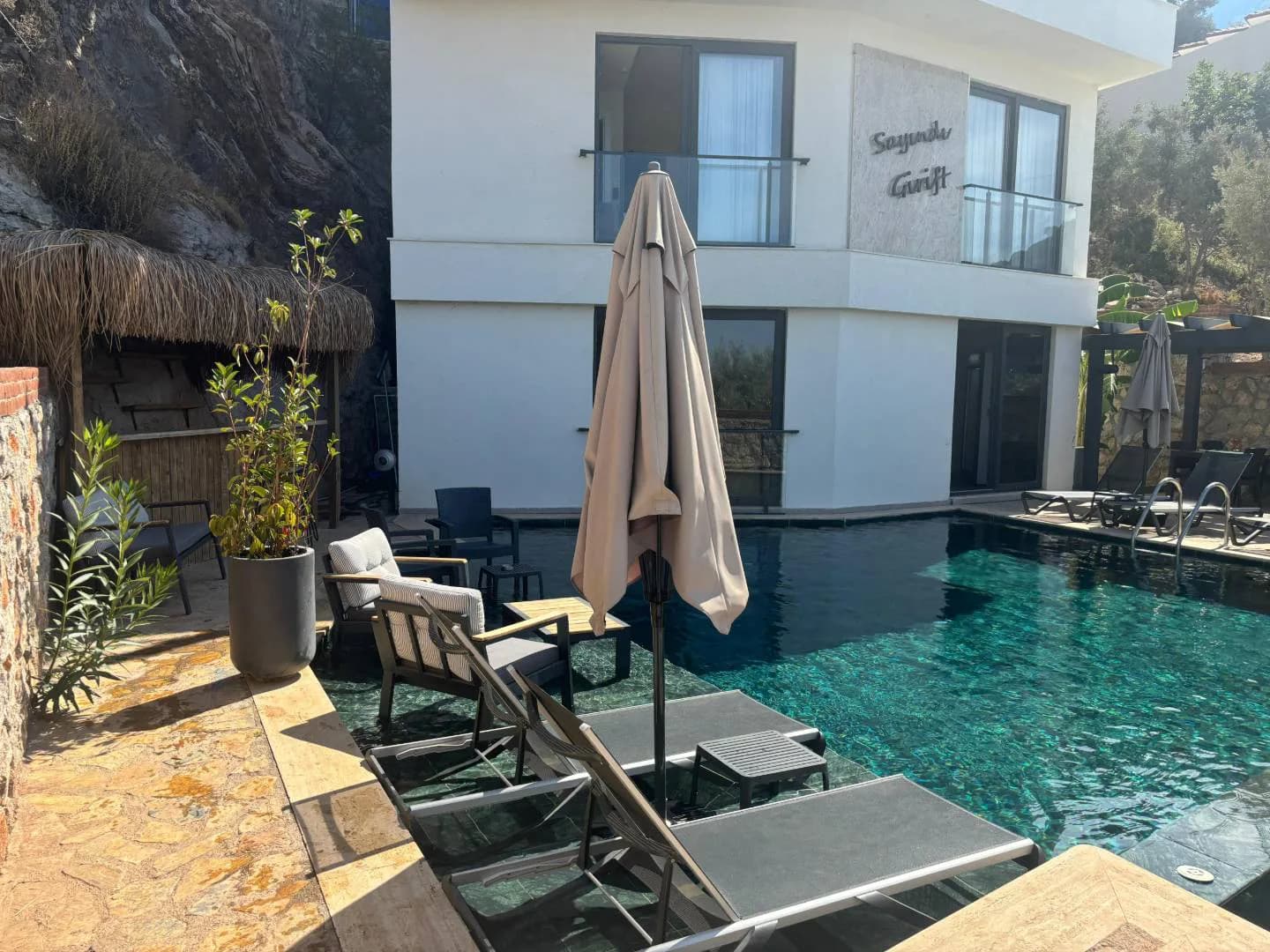 Fethiye Karaağaç'ta Modern Mimarili, Özel Havuzlu, Jakuzili Villa görsel 2