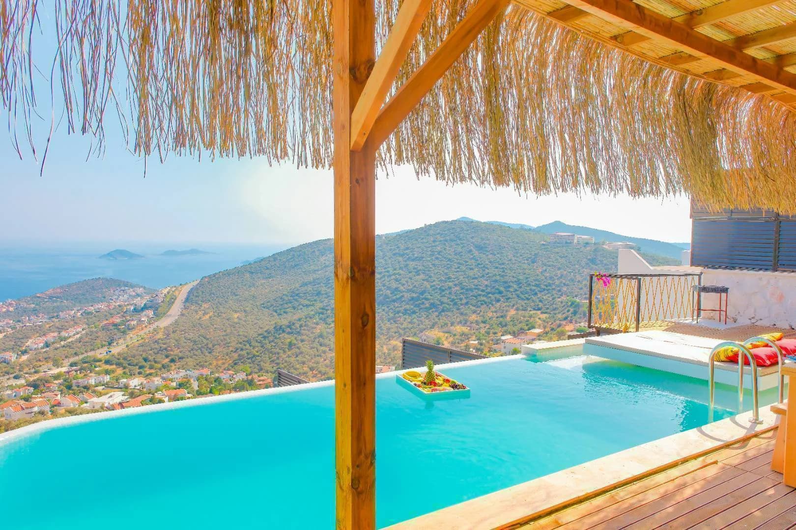 Kaş İslamlar'da Muhteşem Deniz Manzaralı, Özel Havuzlu, Tiny House görsel 3