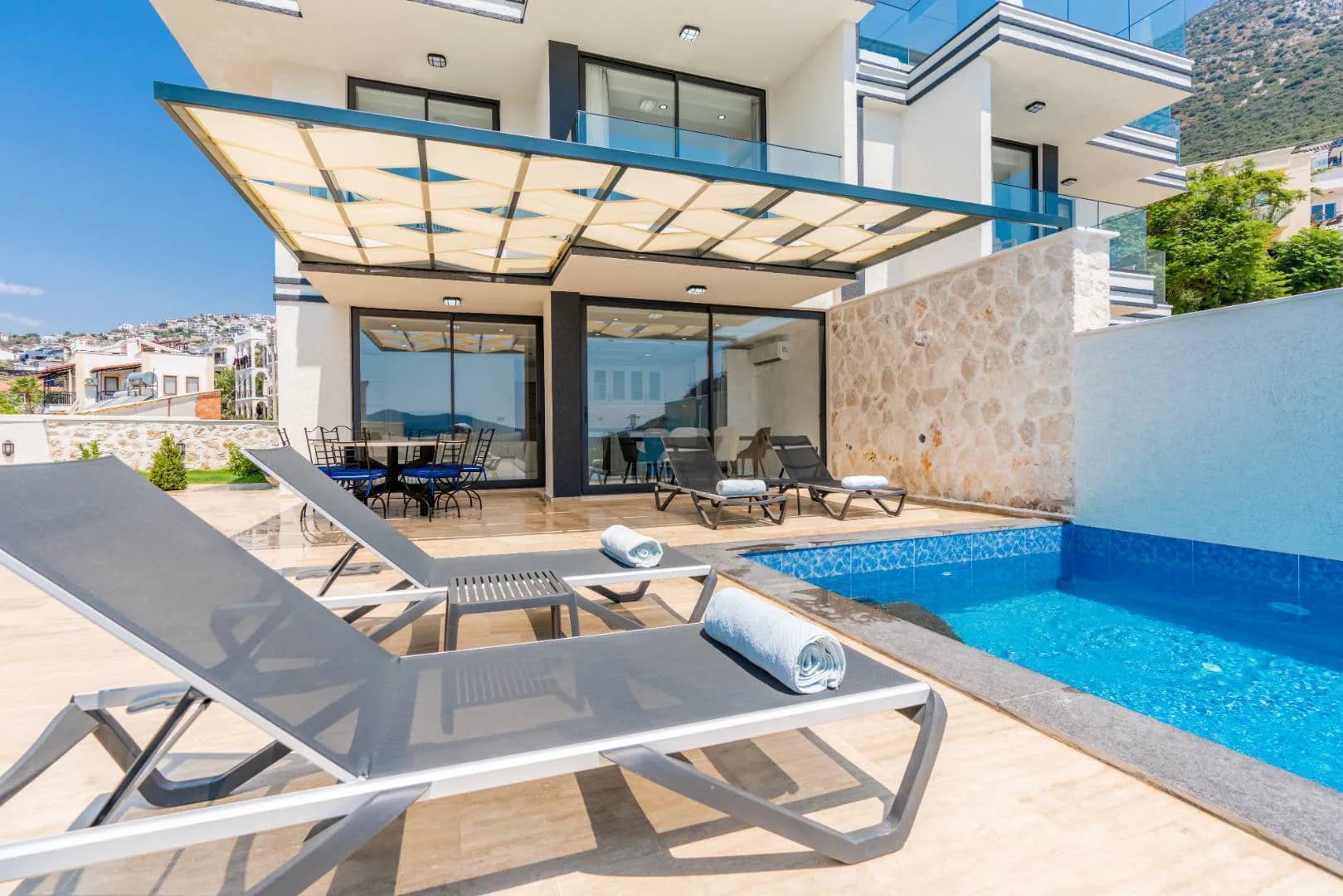 Kaş Kalkan'da Merkezi Konumda, Özel Havuzlu, 3+1 Villa görsel 2