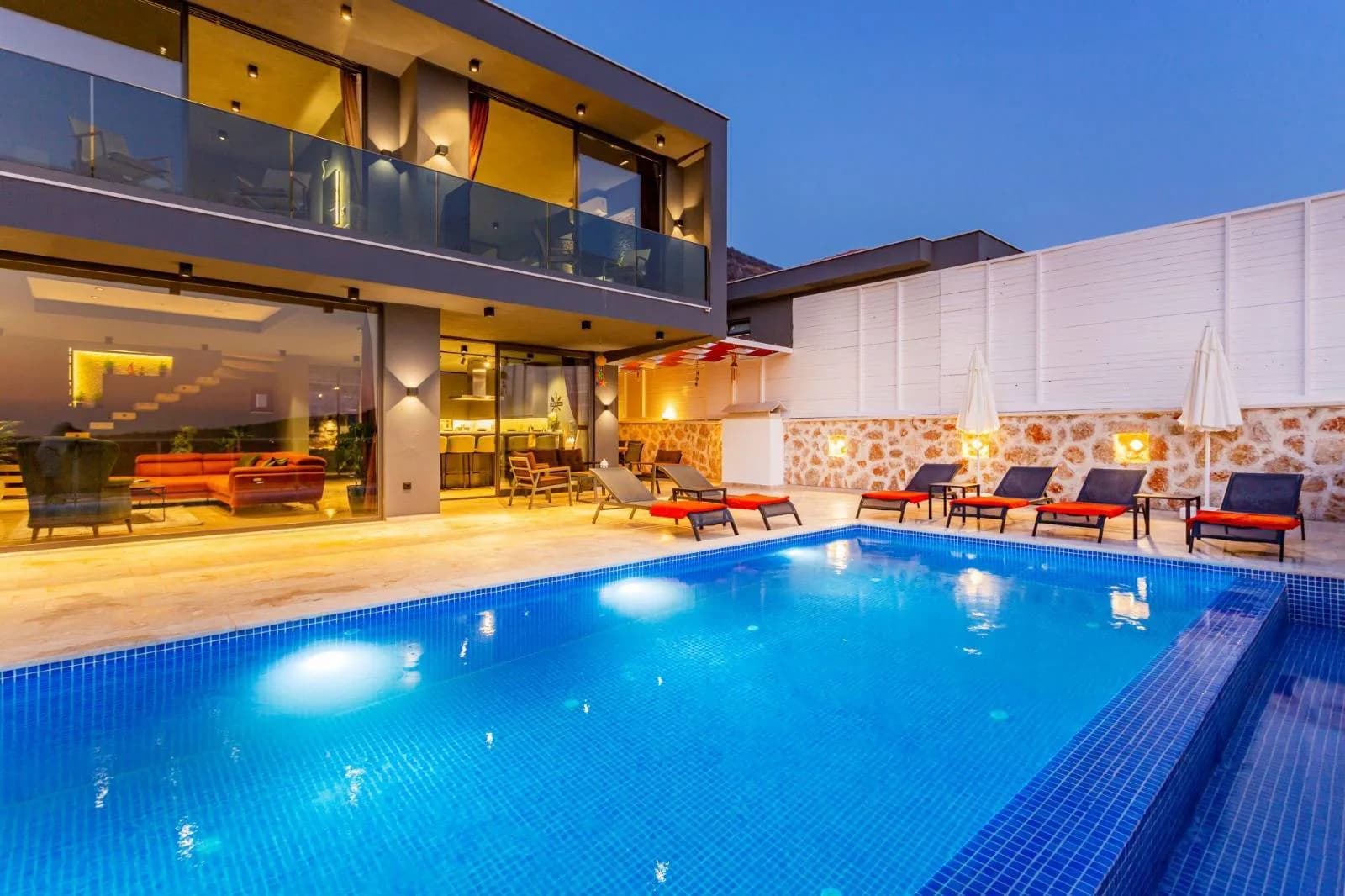 Kaş Yeşilköy'de Doğa İçerisinde, Özel Havuzlu, Modern Villa görsel 2