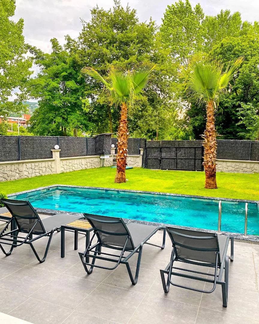 Sapanca Çayiçi'nde Geniş Bahçeli, Özel Havuzlu, Modern Villa görsel 3