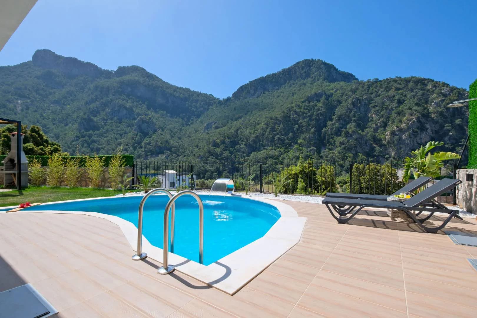 Fethiye Karaağaç'ta Dağ ve Doğa Manzaralı, Özel Havuzlu, Tatil Villası görsel 3