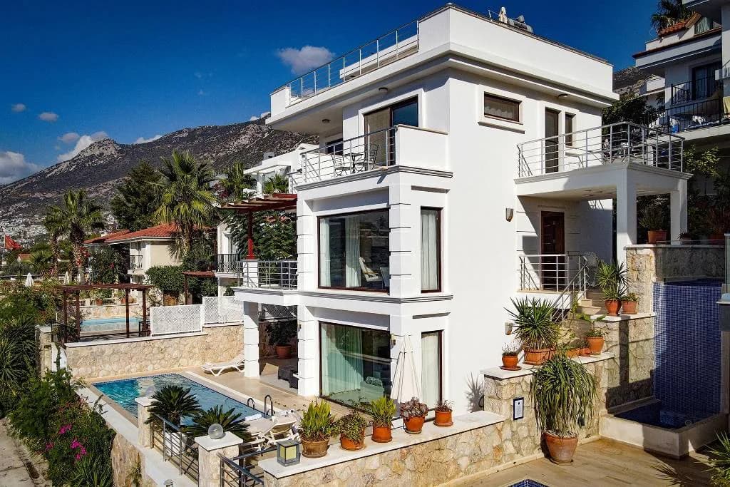 Kaş Kalkan'da Göz Alıcı Deniz Manzaralı, Özel Havuzlu, 3+1 Villa görsel 2