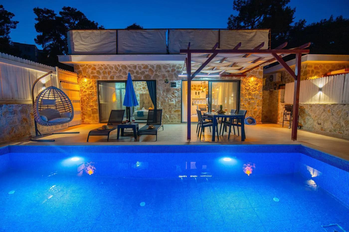Kaş İslamlar'da Doğayla Baş Başa, Özel Havuzlu, 4 Kişilik Villa görsel 2