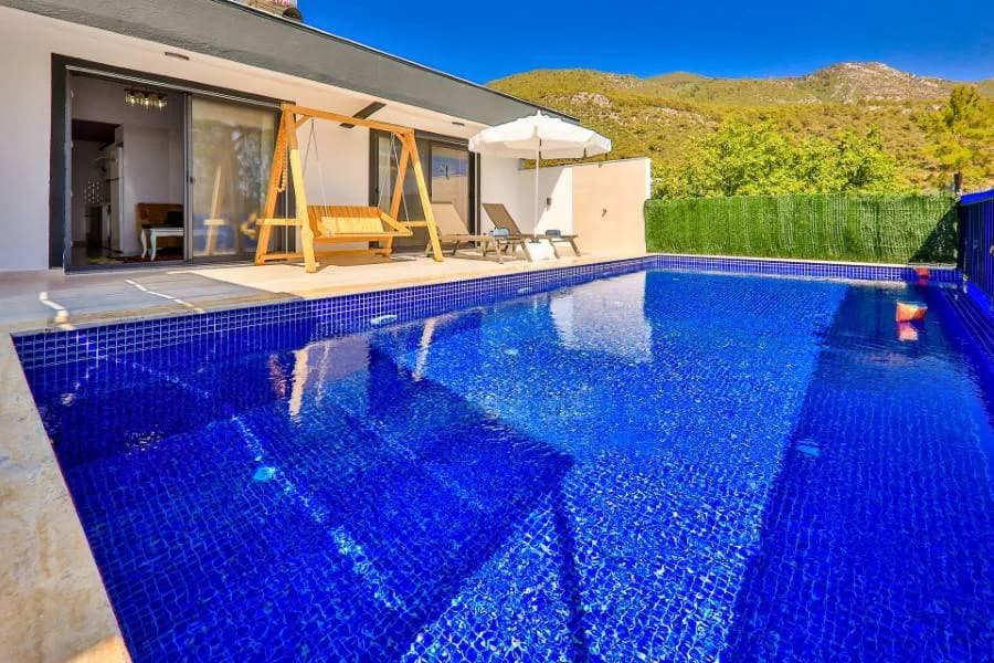 Kaş Çayköy'de Balayı Çiftlerine Uygun, Özel Havuzlu, Konforlu Villa görsel 3