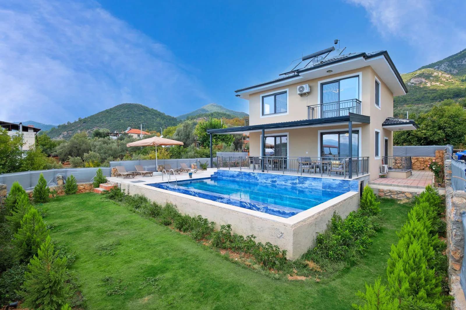 Fethiye İncirköy'de Sakin Doğa İçerisinde, Özel Havuzlu, 3+1 Villa görsel 2