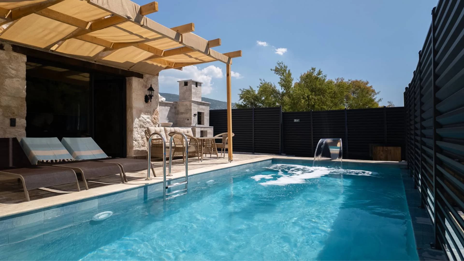 Kaş Sarıbelen'de Balayı Çiftlerine Uygun, Özel Havuzlu, Kiralık Villa görsel 2