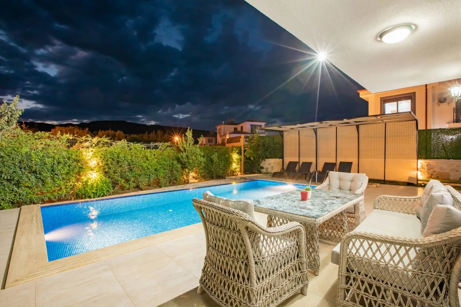 Kaş Andifli'de Özel Havuzlu, Jakuzili, 4 Kişi Kapasiteli Kiralık Villa görsel 3