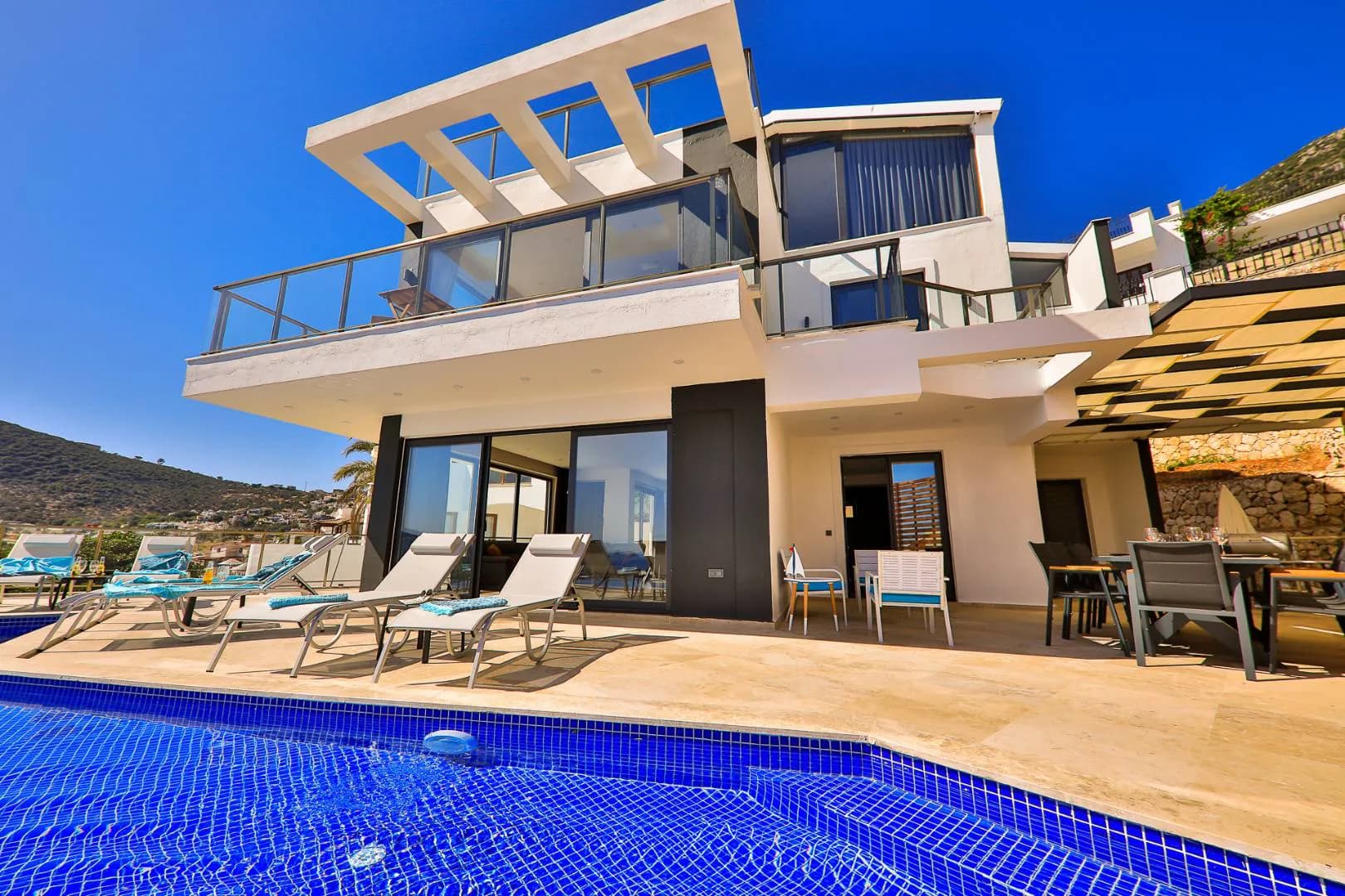 Kaş Kalkan'da Büyüleyici Deniz Manzaralı, Özel Havuzlu, Modern Villa görsel 3