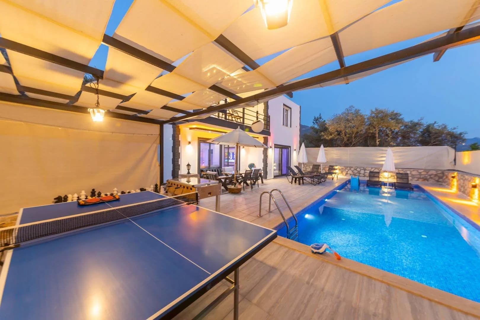 Kaş Çayköy'de Sakin Konumda, Özel Havuzlu, Konforlu Villa görsel 3