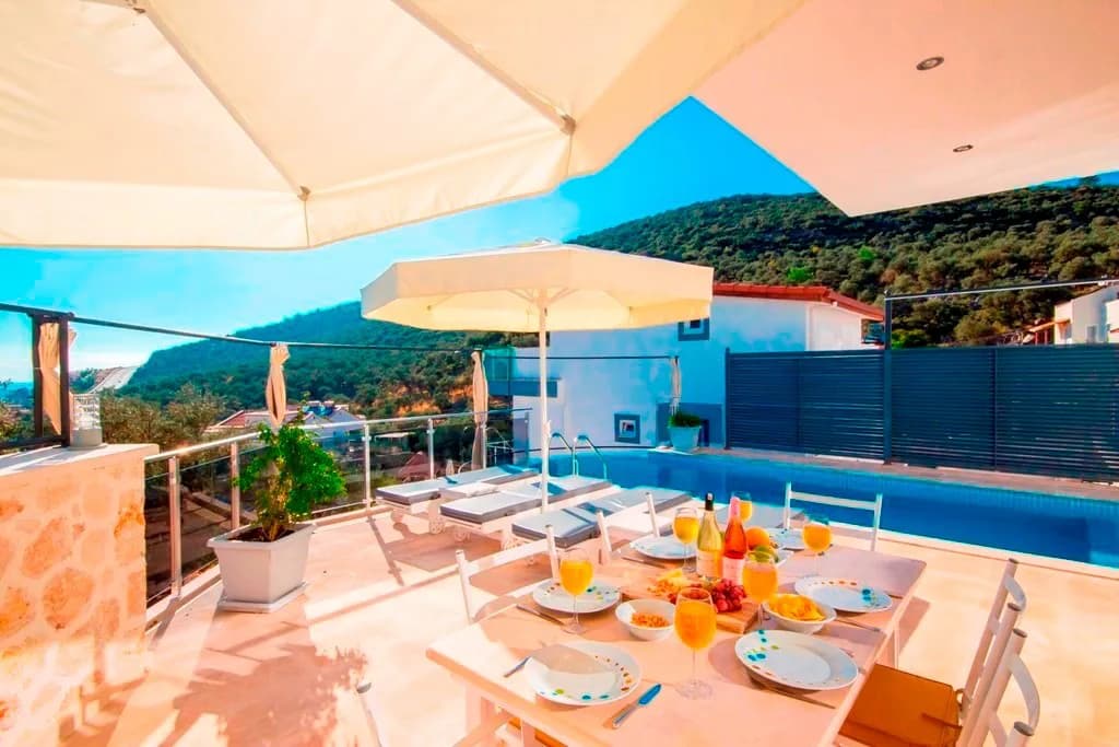Kaş Kalkan'da Denize Yakın, Özel Havuzlu, Muhafazakar Villa görsel 3
