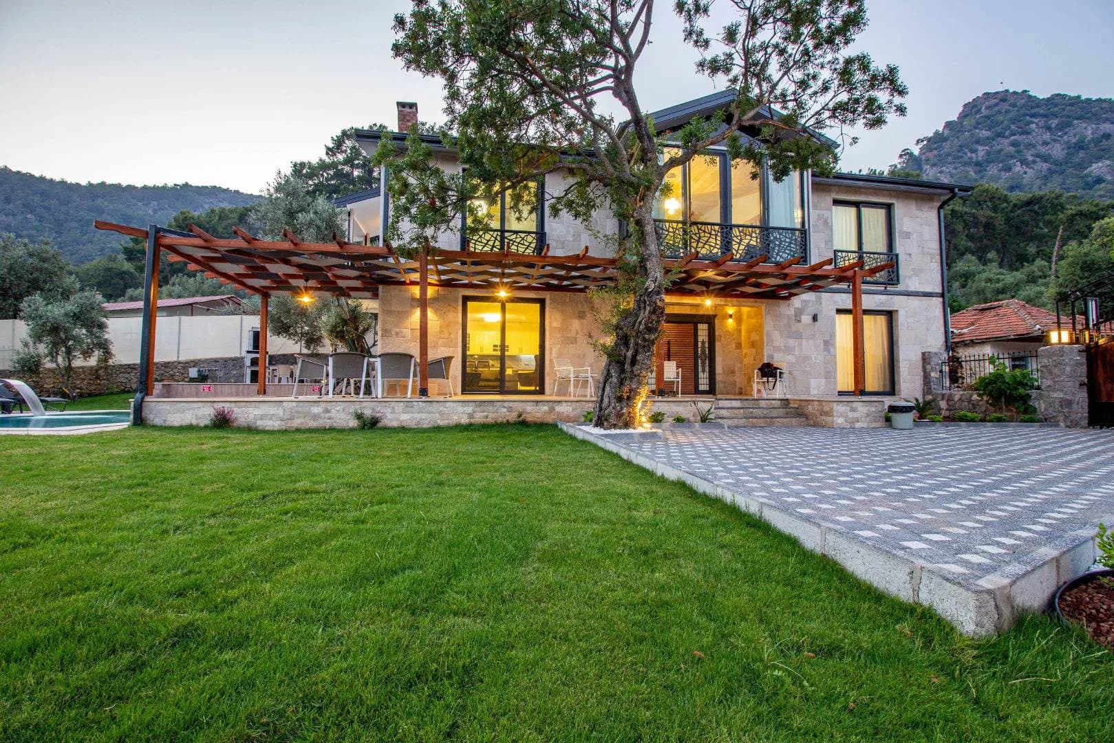 Fethiye İnlice'de Sakin Konumda, Özel Havuzlu, Konforlu Villa görsel 2