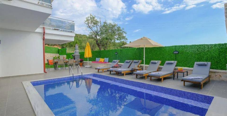 Kaş Andifli'de Modern Tasarımlı, Özel Havuzlu, 6 Kişilik Villa görsel 2