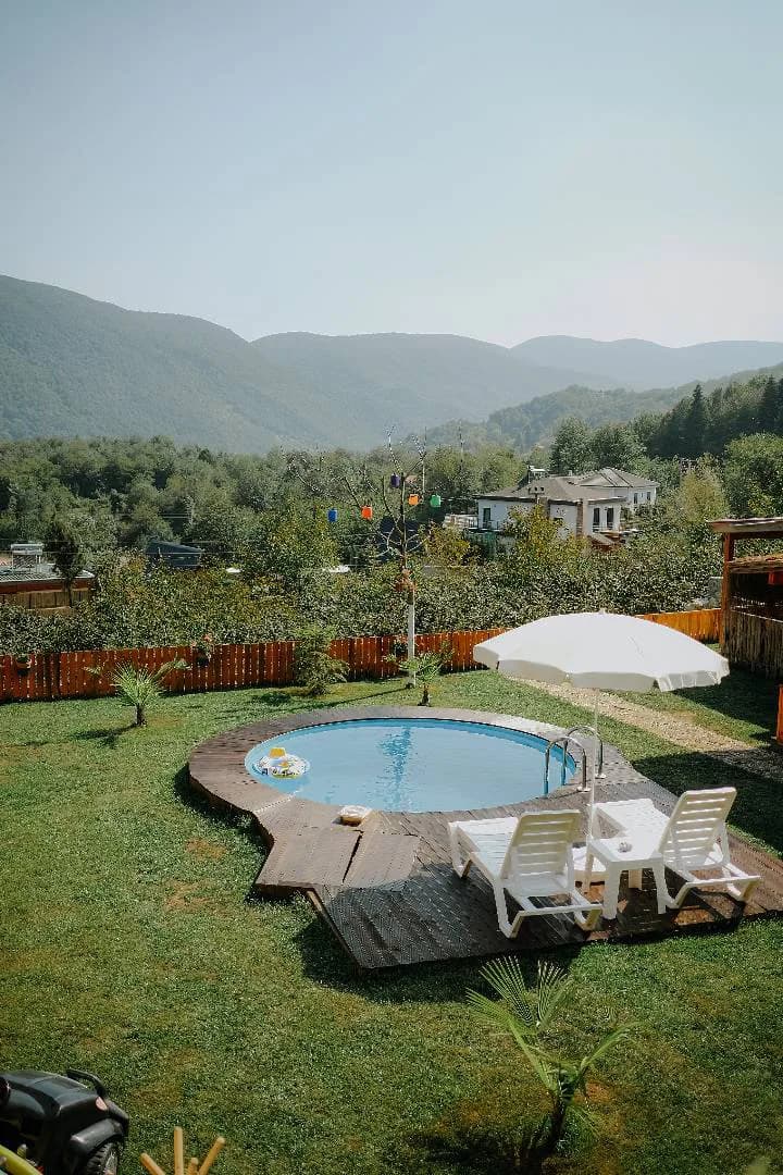 Sapanca Memnuniye'de Geniş Bahçeli, Şömineli ve Jakuzili, Kiralık Villa görsel 2