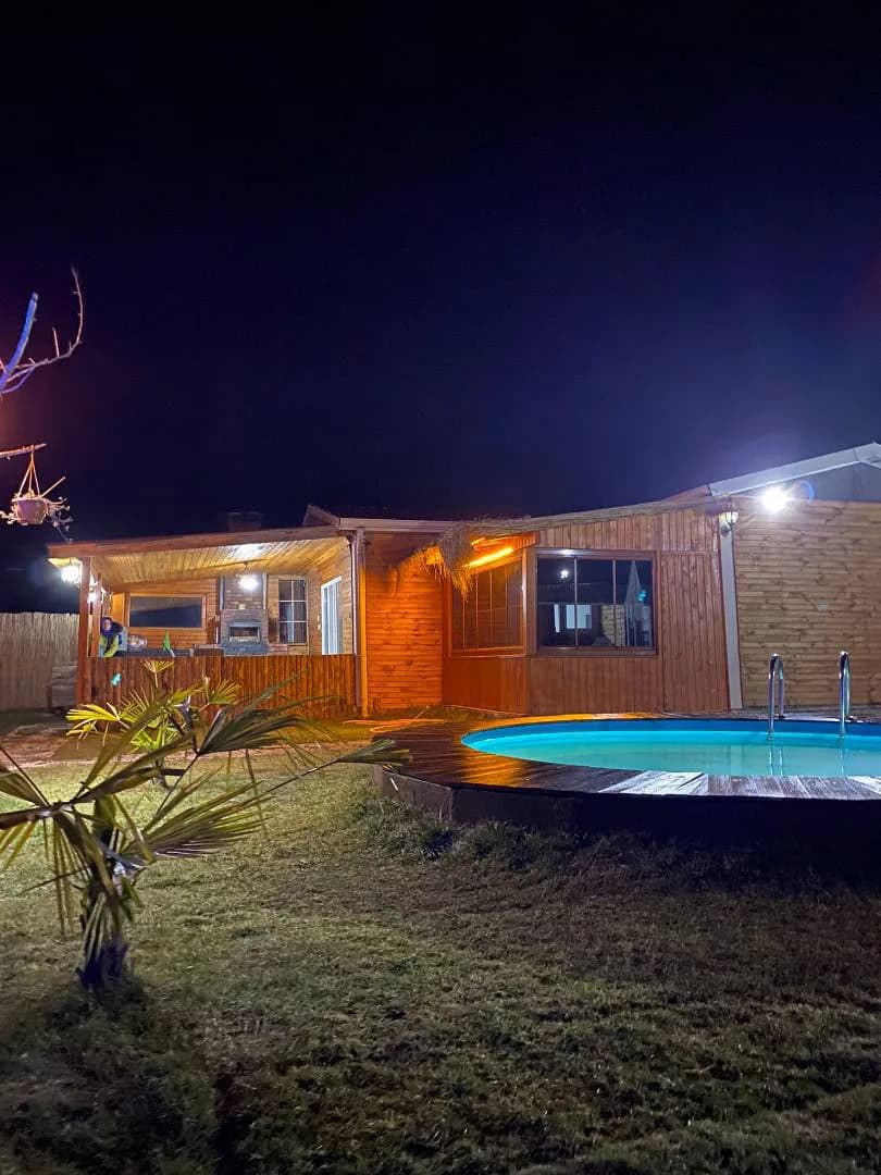 Sapanca Memnuniye'de Geniş Bahçeli, Şömineli ve Jakuzili, Kiralık Villa görsel 3