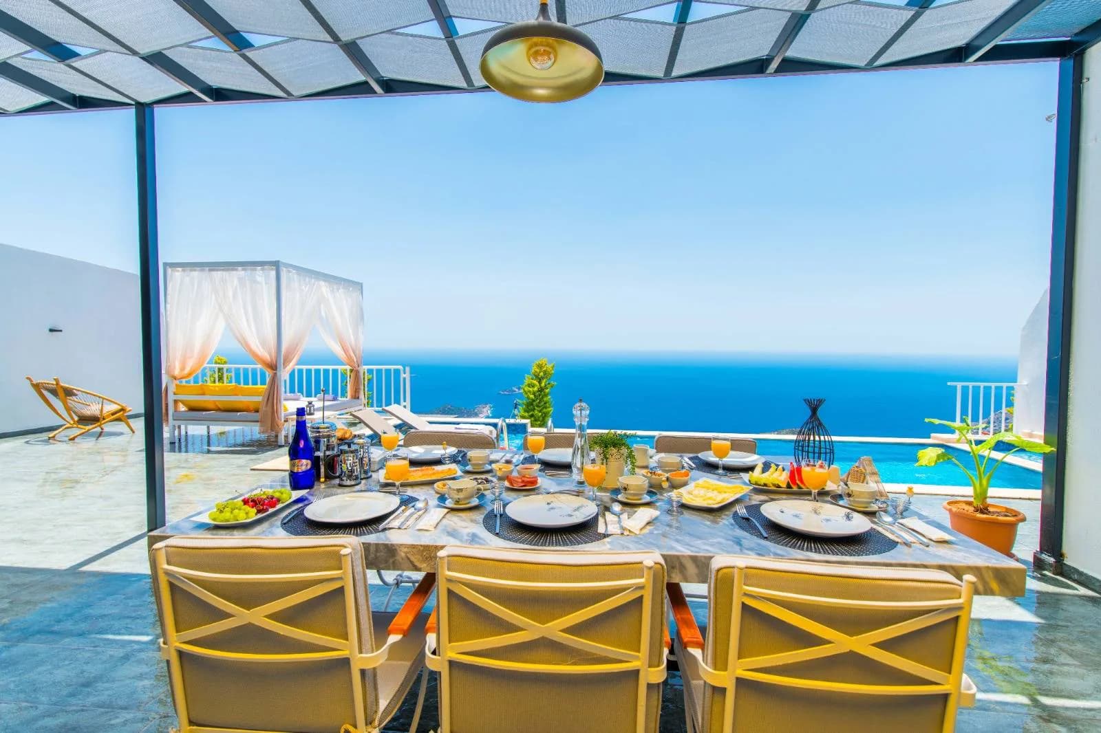 Kaş Bezirgan'da Yeşillikler İçerisinde, Özel Havuzlu, Kiralık Villa görsel 3