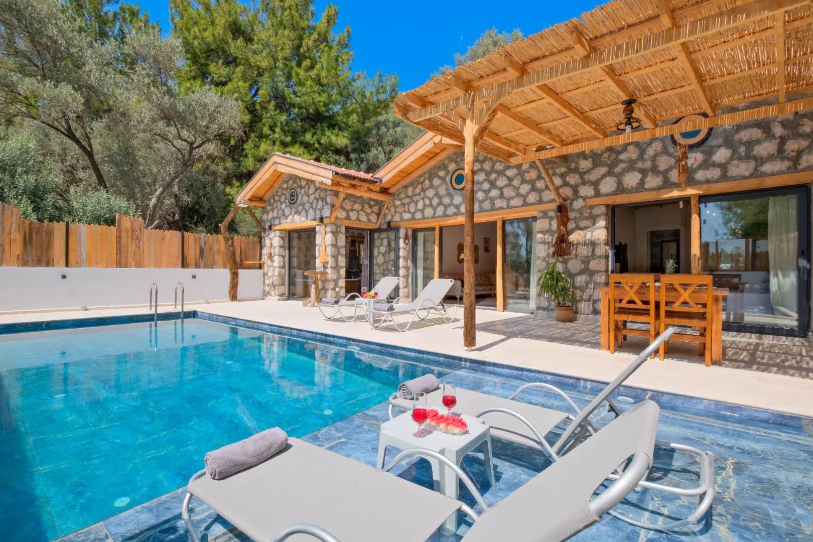 Kaş Çayköy'de Balayı Çiftlerine Uygun, Özel Havuzlu, Taş Villa görsel 2