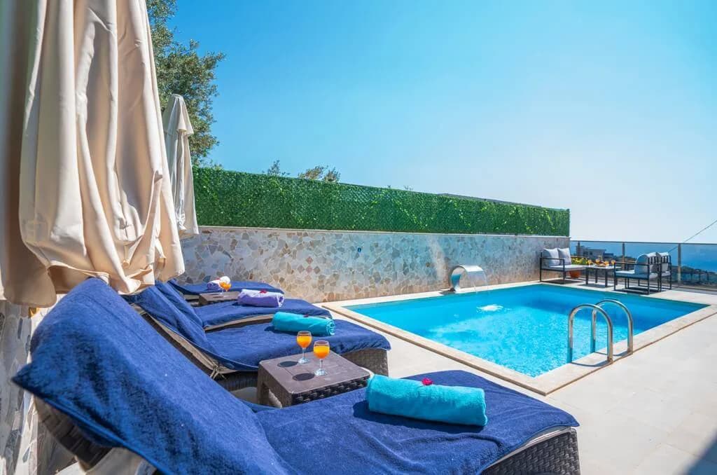 Kaş Bezirgan'da Merkeze Yakın Konumda, Özel Havuzlu, Kiralık Villa görsel 3