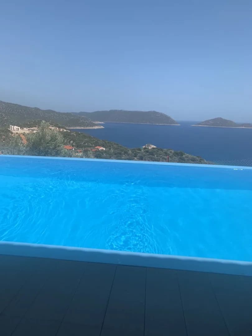 Antalya Kaş'ta Eşsiz Deniz Manzaralı, Özel Havuzlu, Kiralık Villa görsel 3