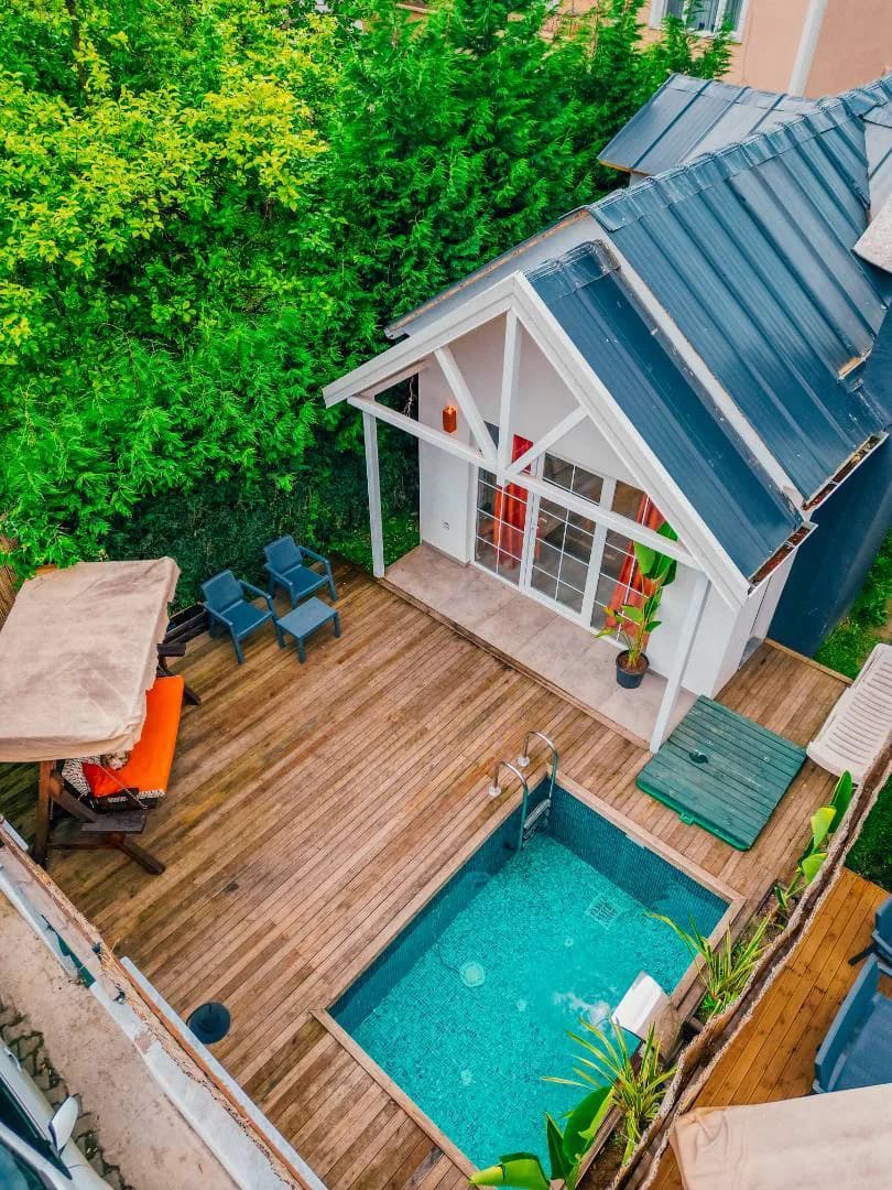 Sapanca Rüstempaşa’da Modern Tasarımlı, Özel Havuzlu, Lüks Bungalov görsel 2