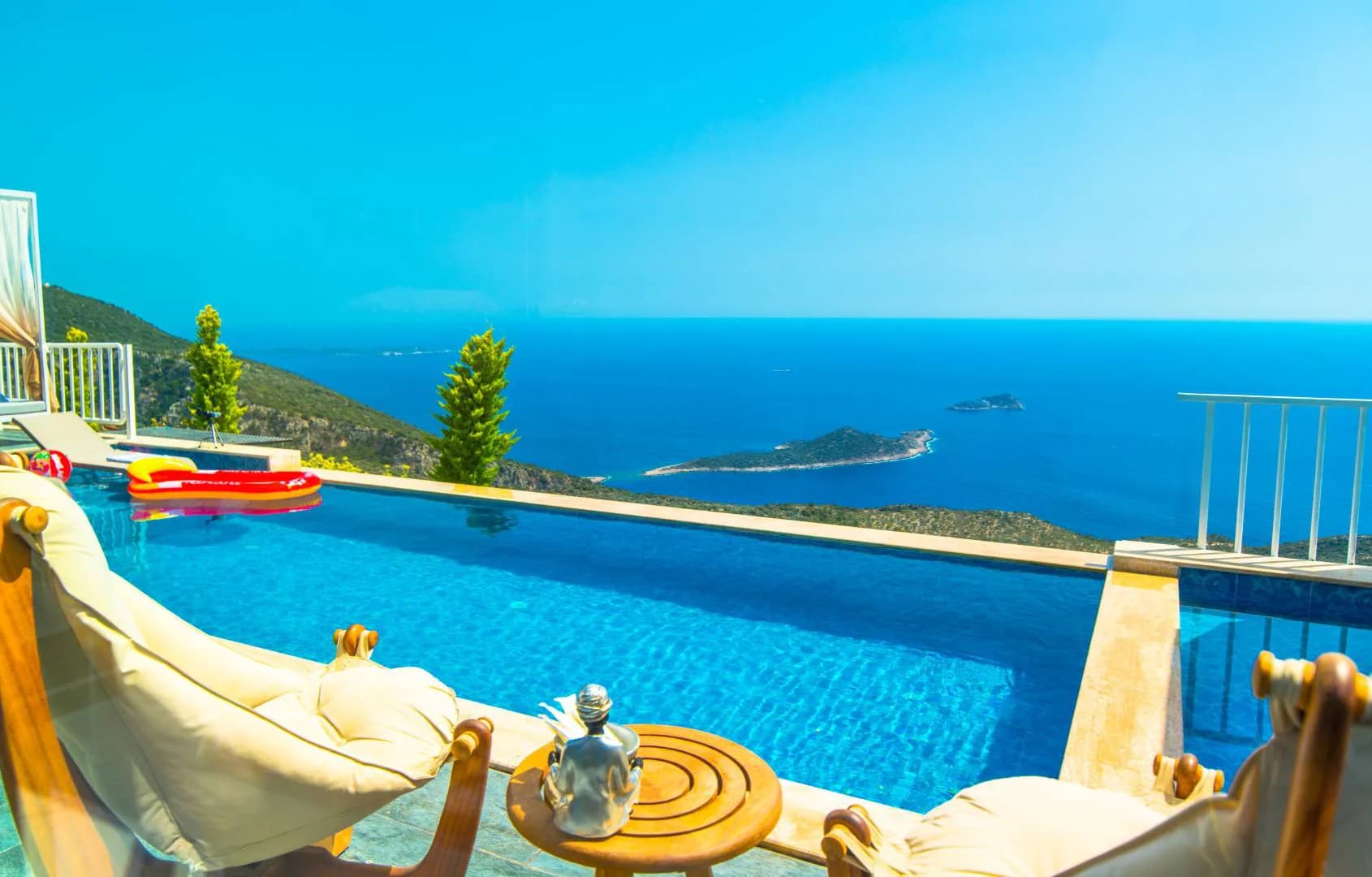 Kaş Bezirgan'da Akdeniz ve Adalar Manzaralı, Özel Havuzlu, Kiralık Villa görsel 3