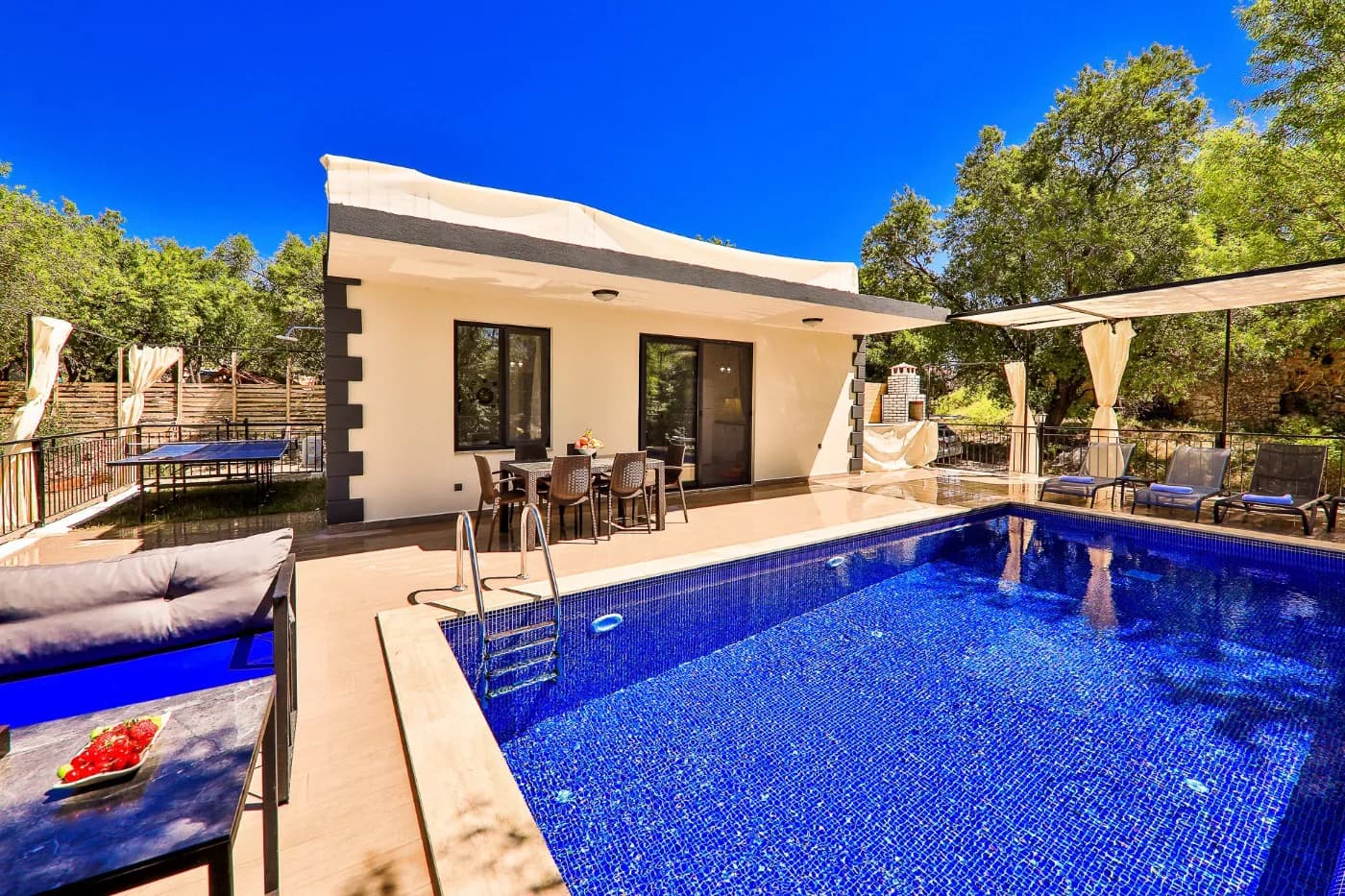 Kaş Ağullu'da Doğa İçerisinde, Özel Havuzlu, Ekonomik Villa görsel 2