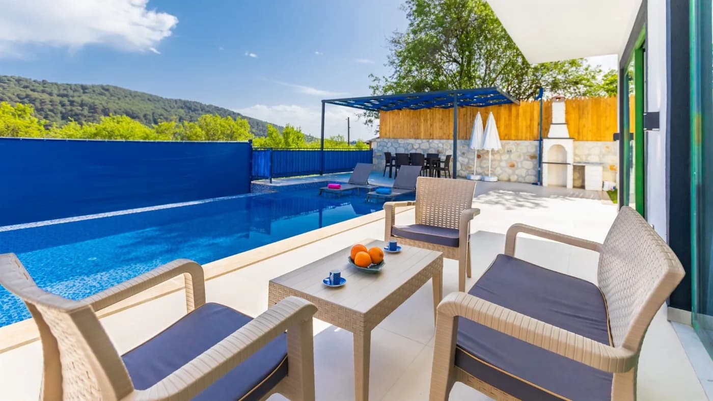 Kaş Sarıbelen'de Çift Jakuzili, Özel Havuzlu, Modern Villa görsel 2