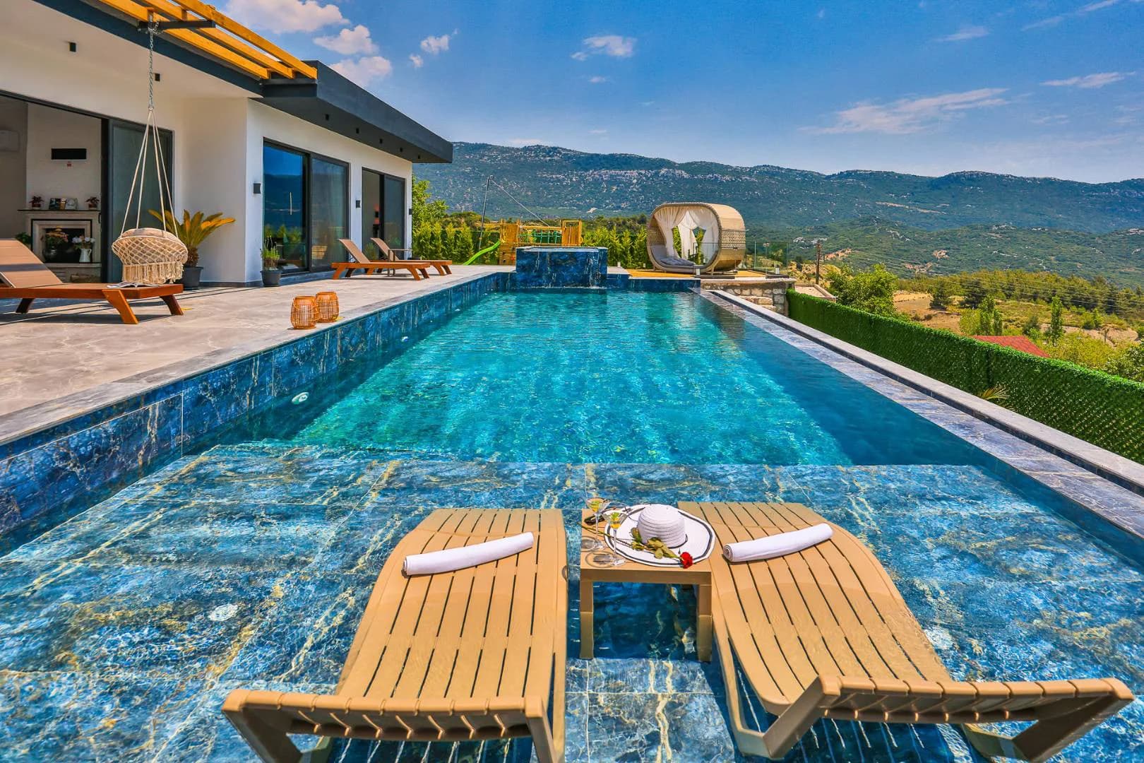 Kaş İkizce'de Muhteşem Doğada, Özel Havuzlu, Olanaklı Villa görsel 3