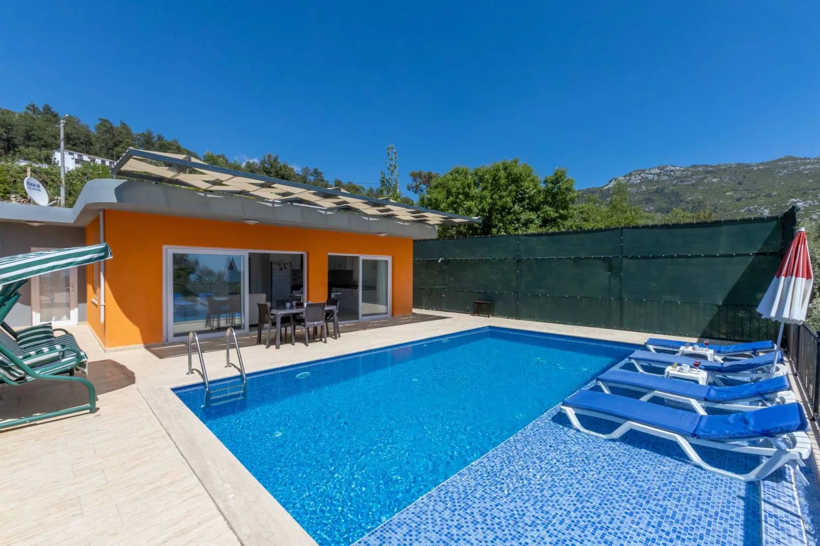 Kaş İslamlar'da Huzurlu Doğada, Özel Havuzlu, Modern Villa görsel 2