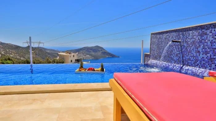 Kaş İslamlar'da Doğa ve Deniz Manzaralı, Özel Havuzlu, Kiralık Villa görsel 3