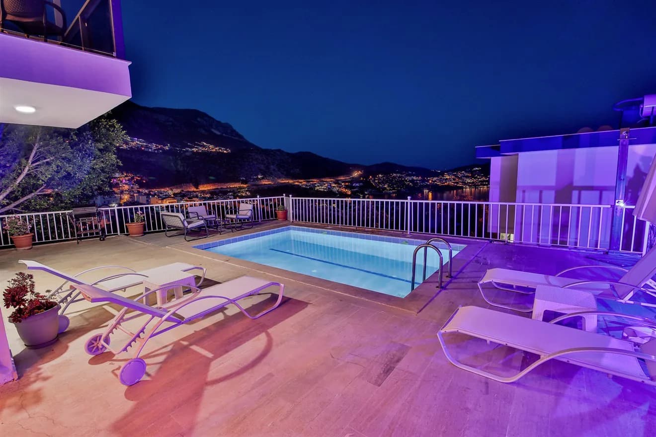 Kaş Kalkan'da Deniz Manzaralı, Özel Havuzlu, Merkezi Villa görsel 2