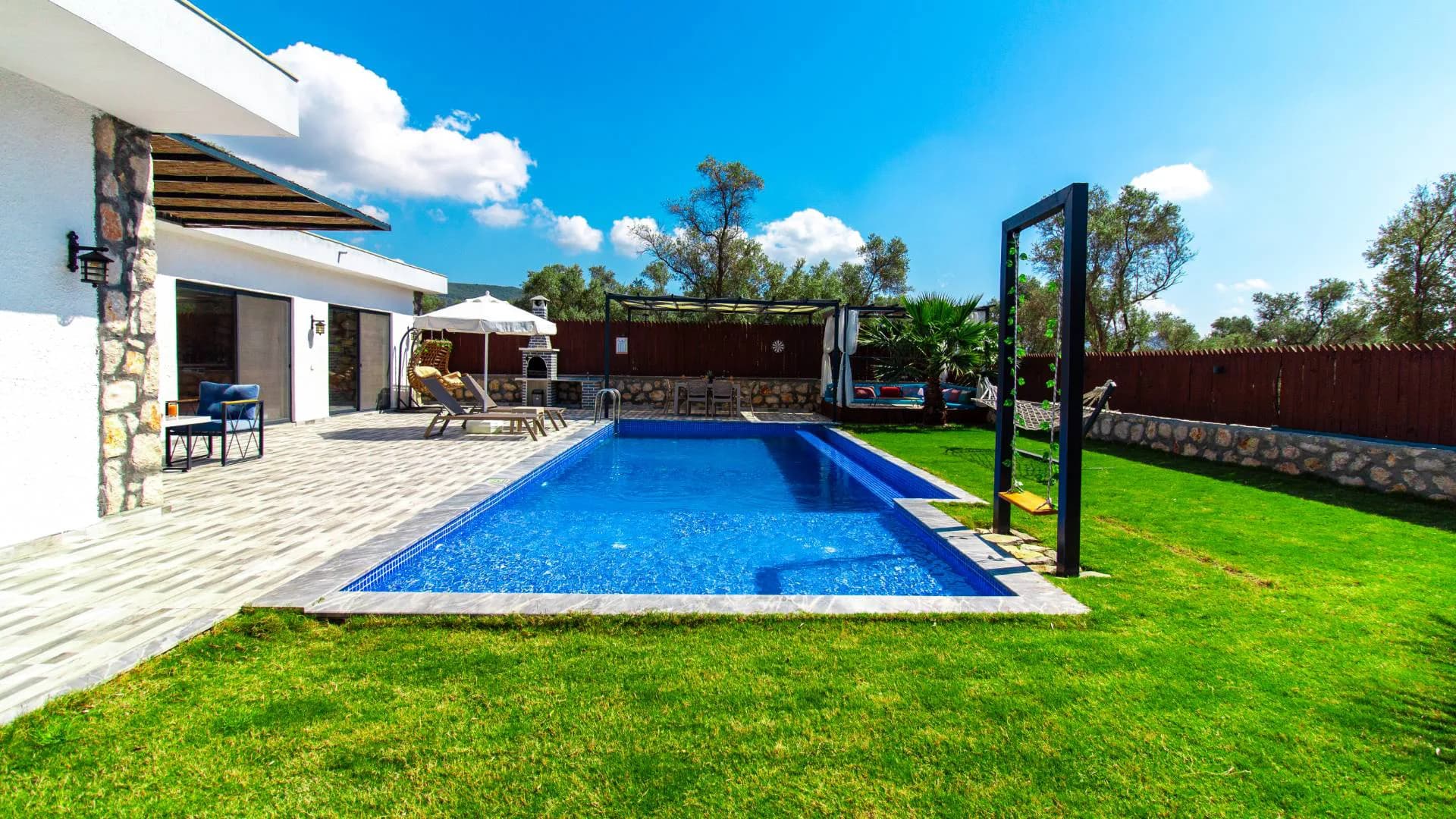Kaş Çayköy'de Doğa İçerisinde, Özel Havuzlu, Bahçeli Villa görsel 2