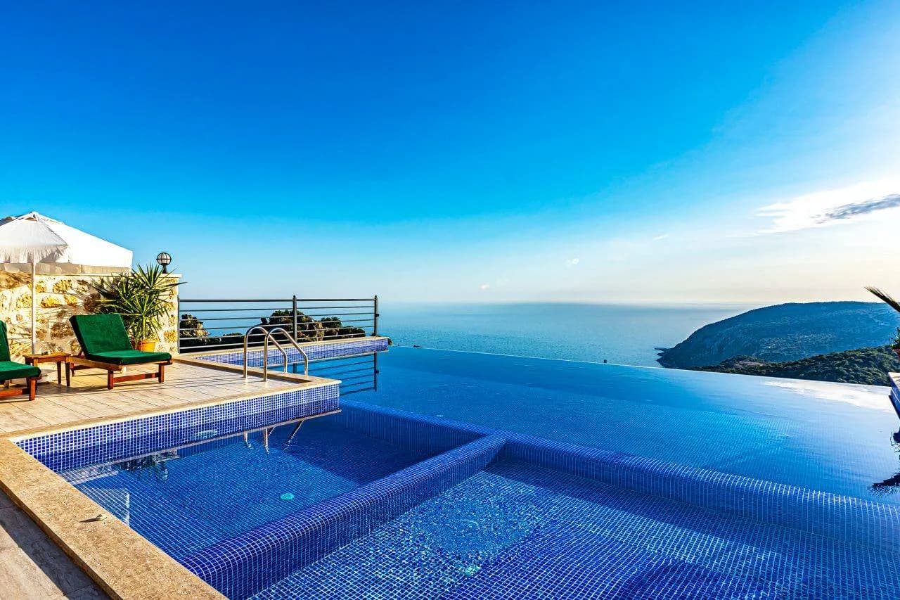 Kaş Bezirgan'da Eşsiz Deniz Manzaralı, Özel Havuzlu, Jakuzili Villa görsel 2