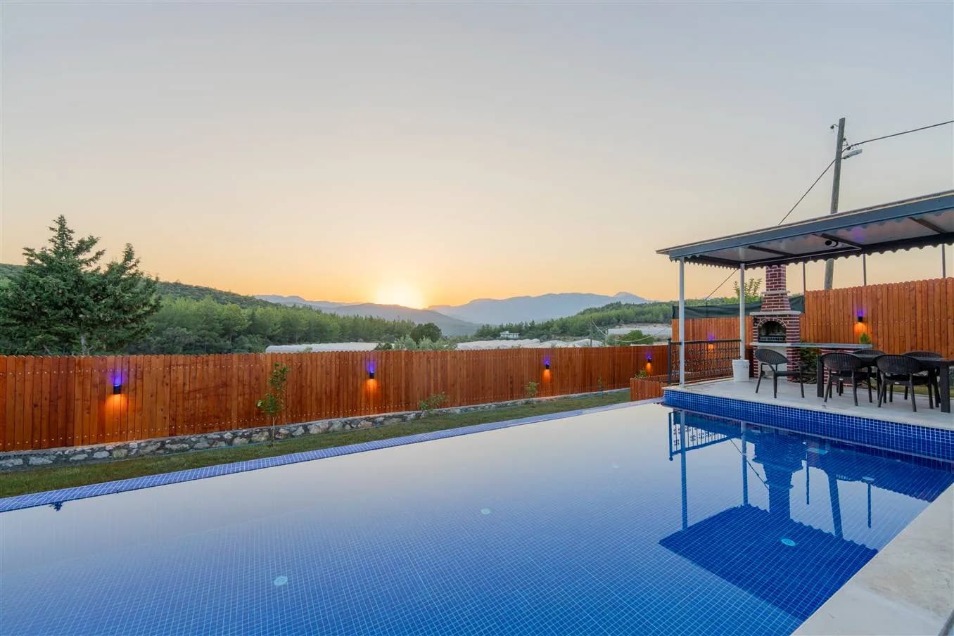 Kaş Kınık'ta Sessiz Doğada, Özel Havuzlu, Kiralık Villa görsel 3