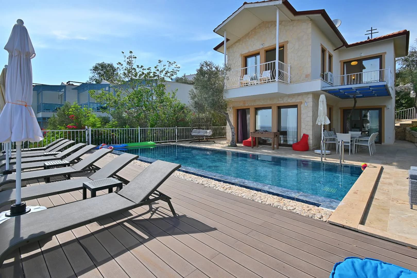 Kaş Kalkan'da Deniz Manzaralı, Özel Havuzlu, Lüks 4+1 Villa görsel 3