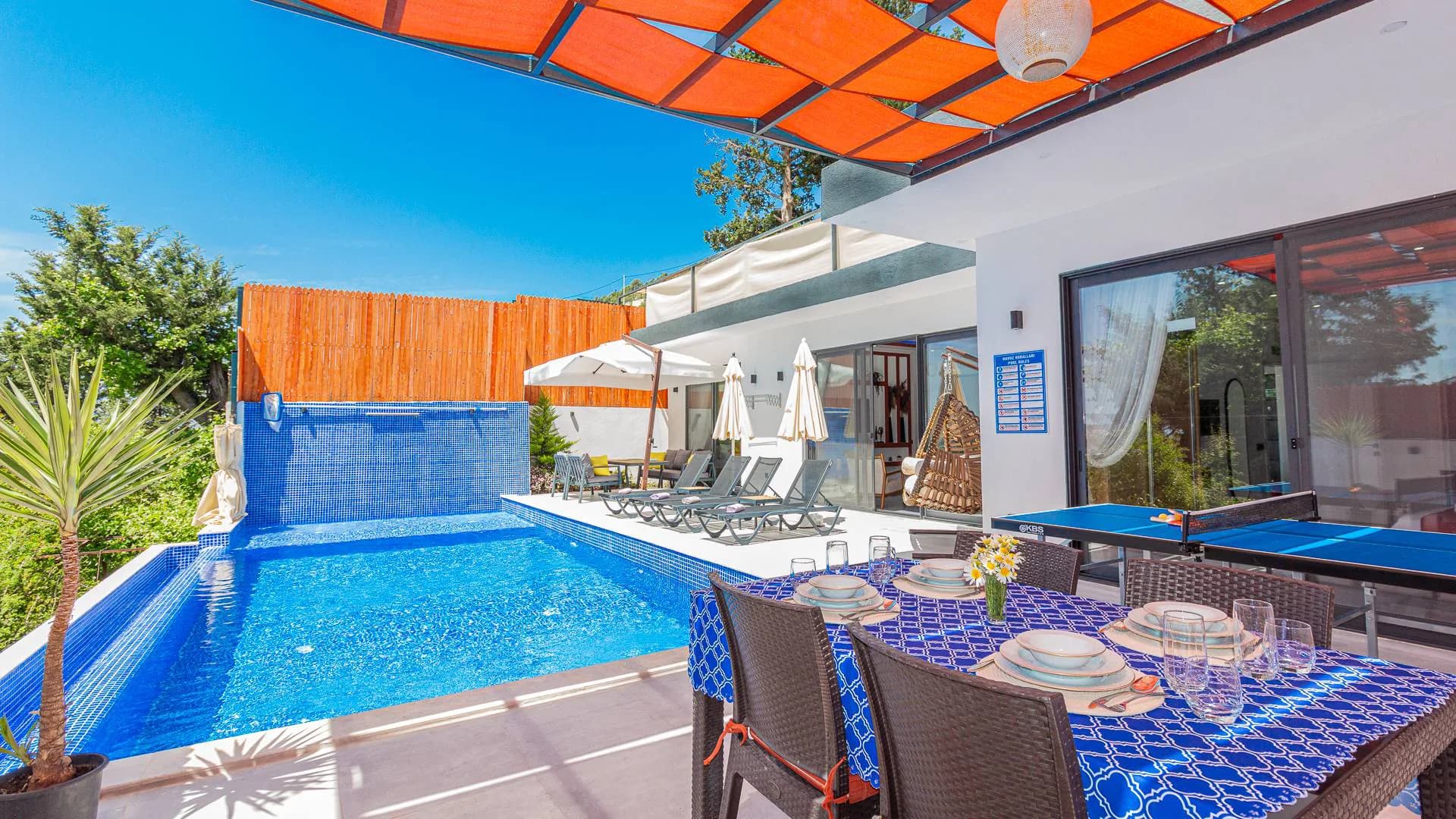 Kaş İslamlar'da Sakin Konumda, Özel Havuzlu, Modern Villa görsel 2