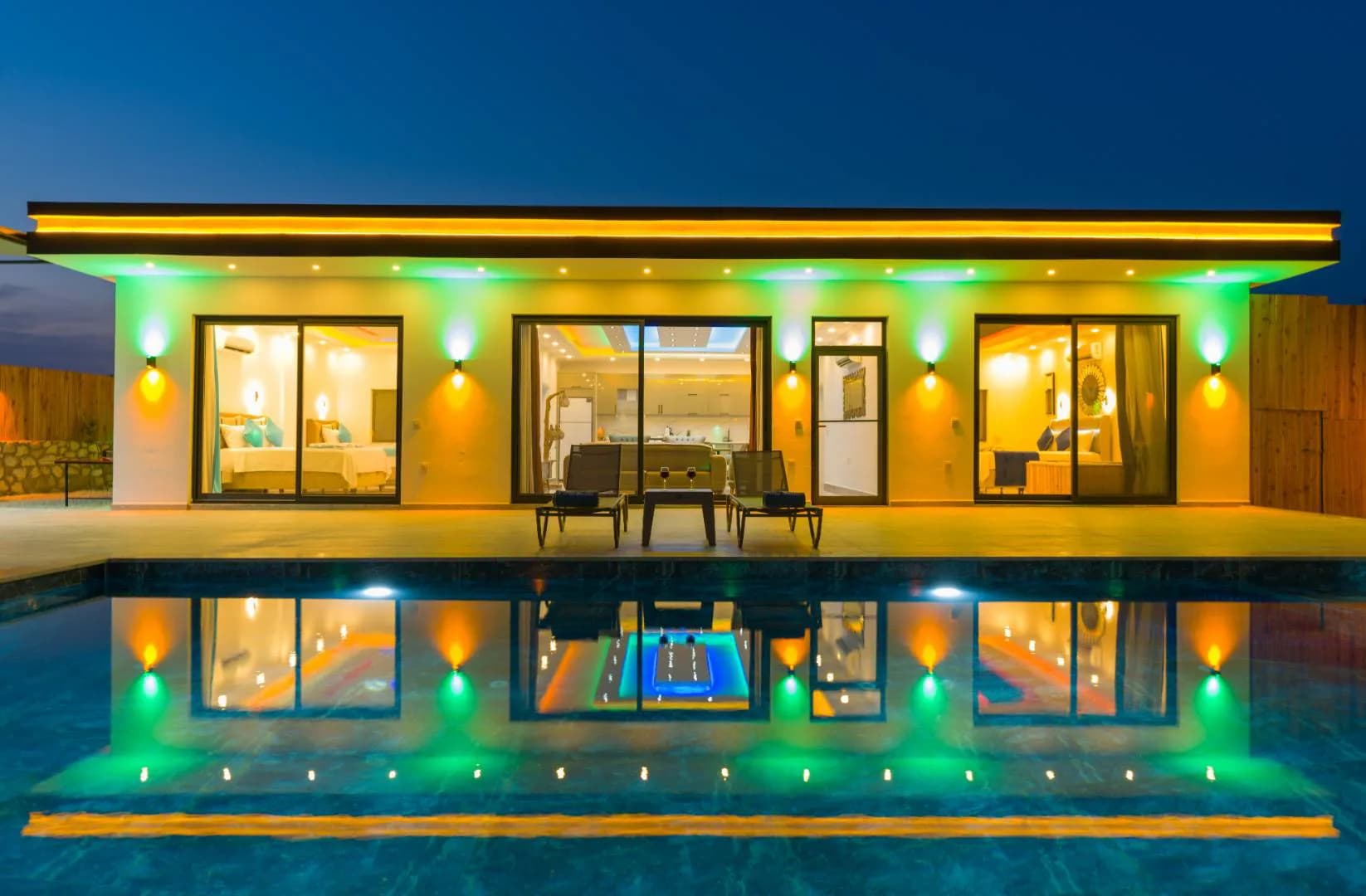 Kaş Ova'da Sessiz Konumda, Özel Havuzlu, 5 Kişilik Villa görsel 3