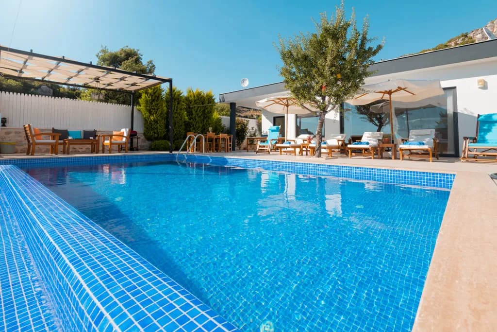 Antalya Kaş'ta Doğayla İç İçe, Özel Havuzlu, Jakuzili, Kiralık Villa görsel 2