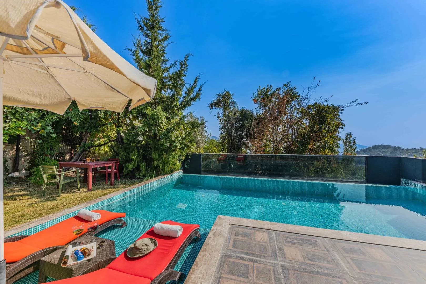 Kaş İslamlar'da Huzurlu Doğada, Isıtmalı Havuzlu, Kiralık Villa görsel 3