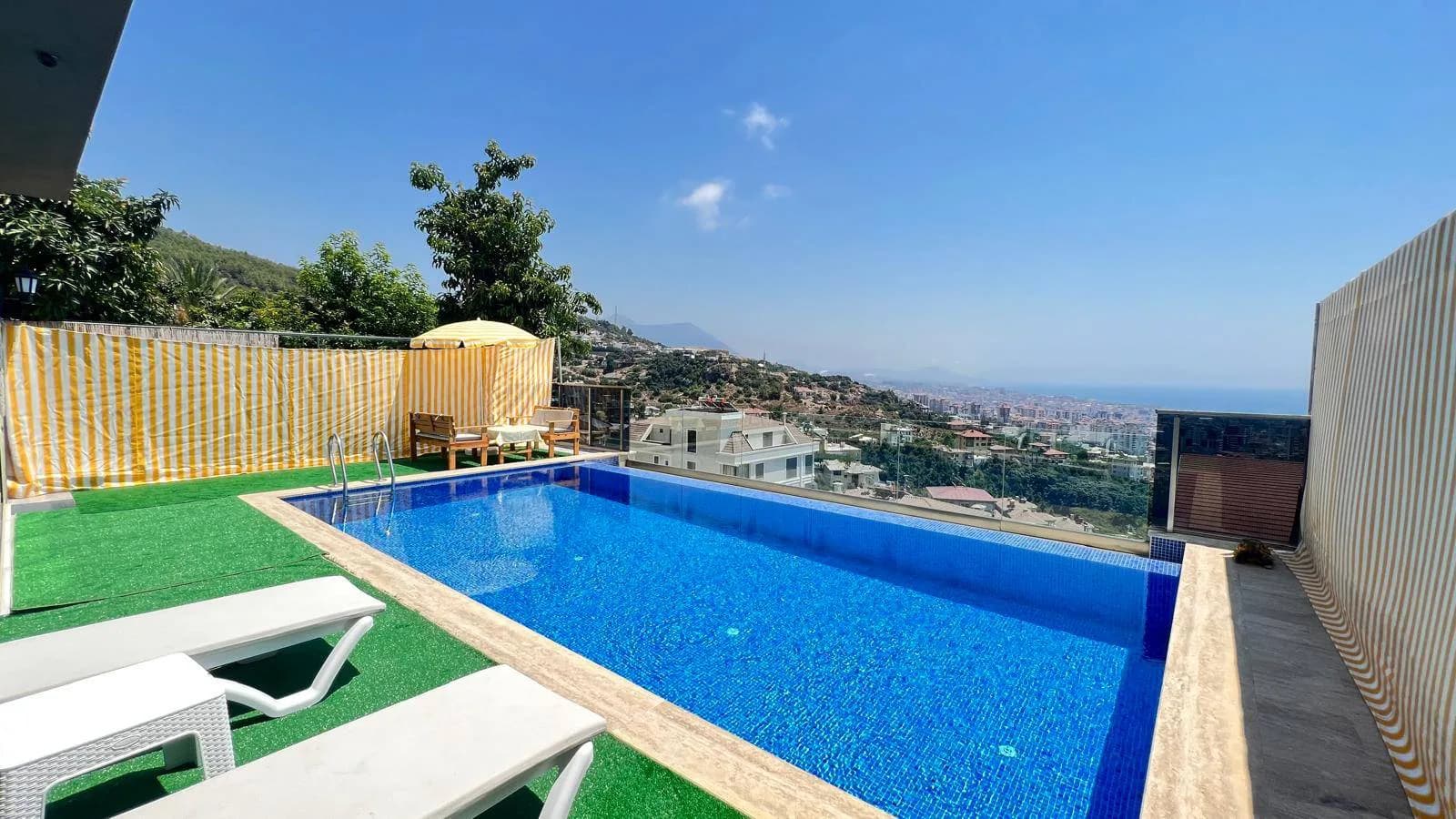 Alanya Büyükhasbahçe'de Merkeze Yakın, Özel Havuzlu, Balayı Villası görsel 3