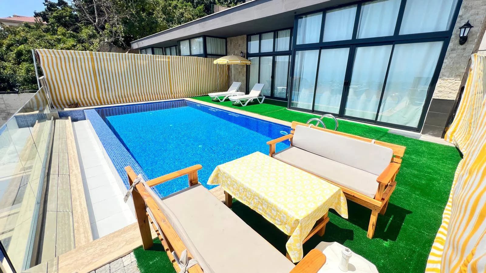 Alanya Büyükhasbahçe'de Merkeze Yakın, Özel Havuzlu, Balayı Villası görsel 2