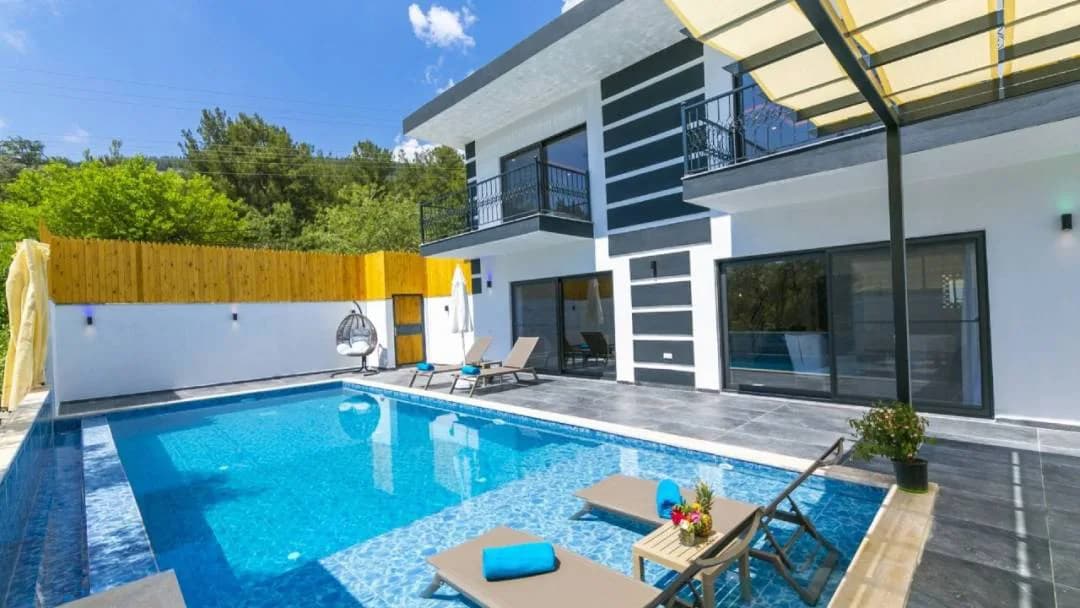 Kaş İslamlar'da Nezih Konumda, Özel Havuzlu, Lüks Villa görsel 3