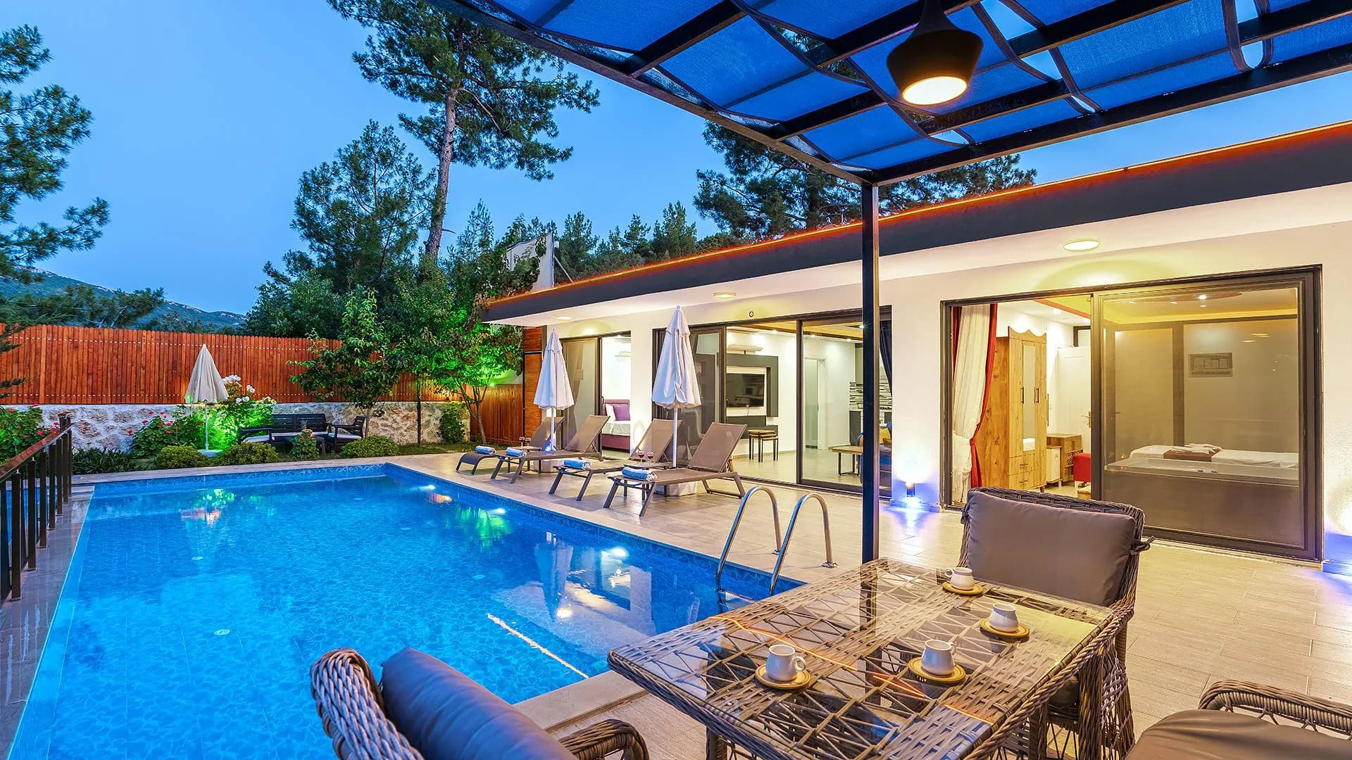 Kaş İslamlar'da Huzur Dolu Doğada, Özel Havuzlu, Geniş Bahçeli Villa görsel 2