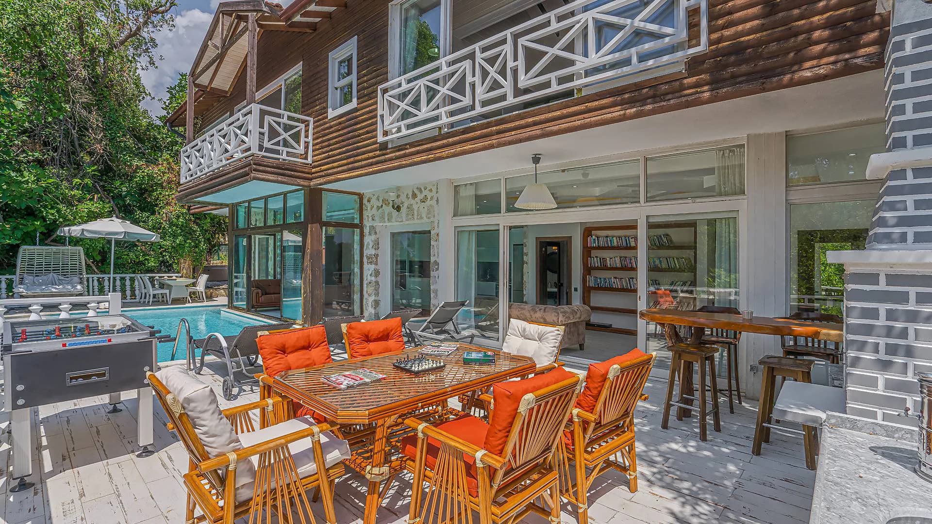 Kaş İslamlar'da Gözlerden Uzak Konumda, Özel Havuzlu, Otantik Villa görsel 3