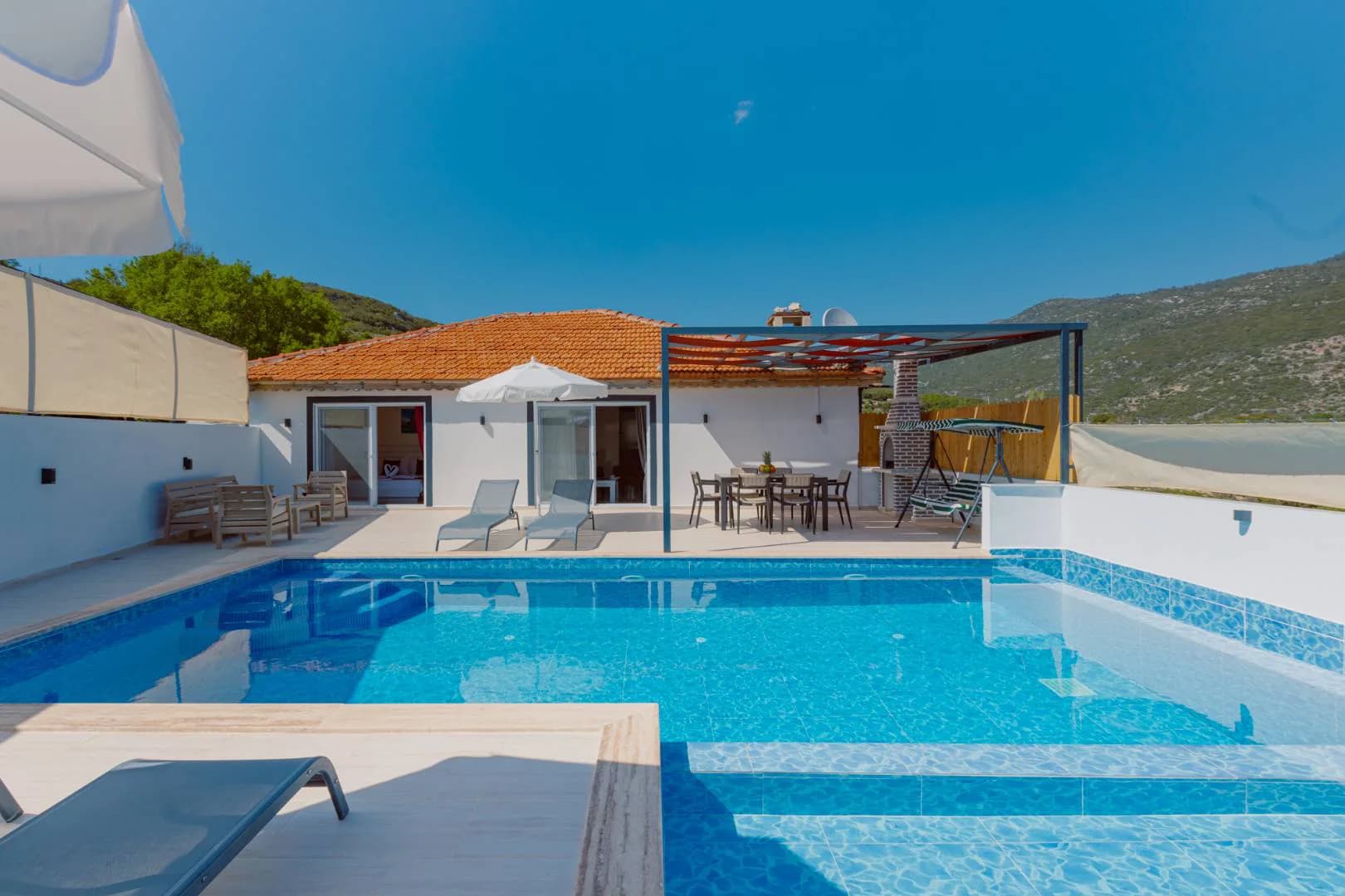 Kaş İkizce'de Sakin Konumda, Özel Havuzlu, 2+1 Villa görsel 3