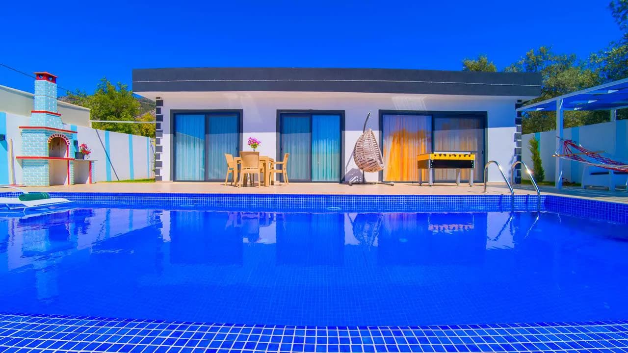 Kaş Üzümlü'de Balayı Çiftlerine Uygun, 2 Kişilik, Kiralık Villa görsel 3